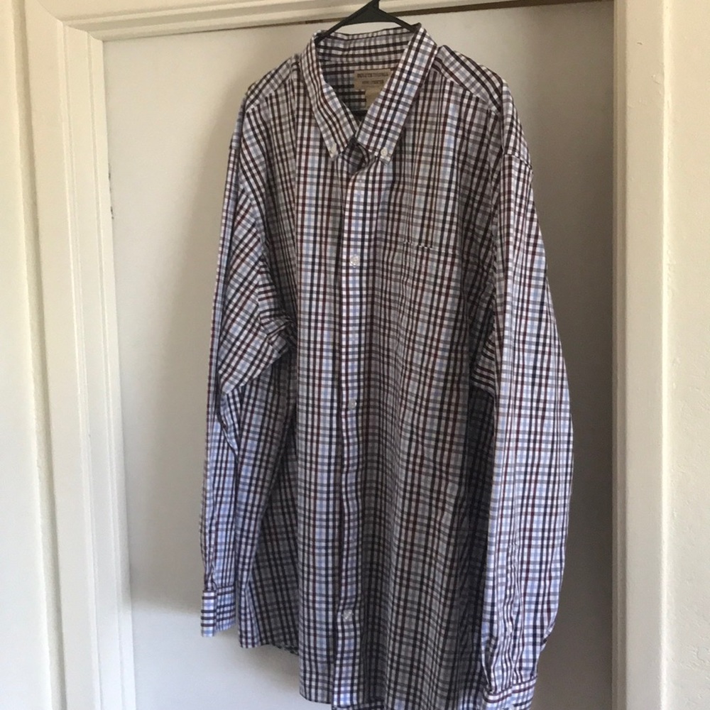 Wrinkle fighter dress shirt